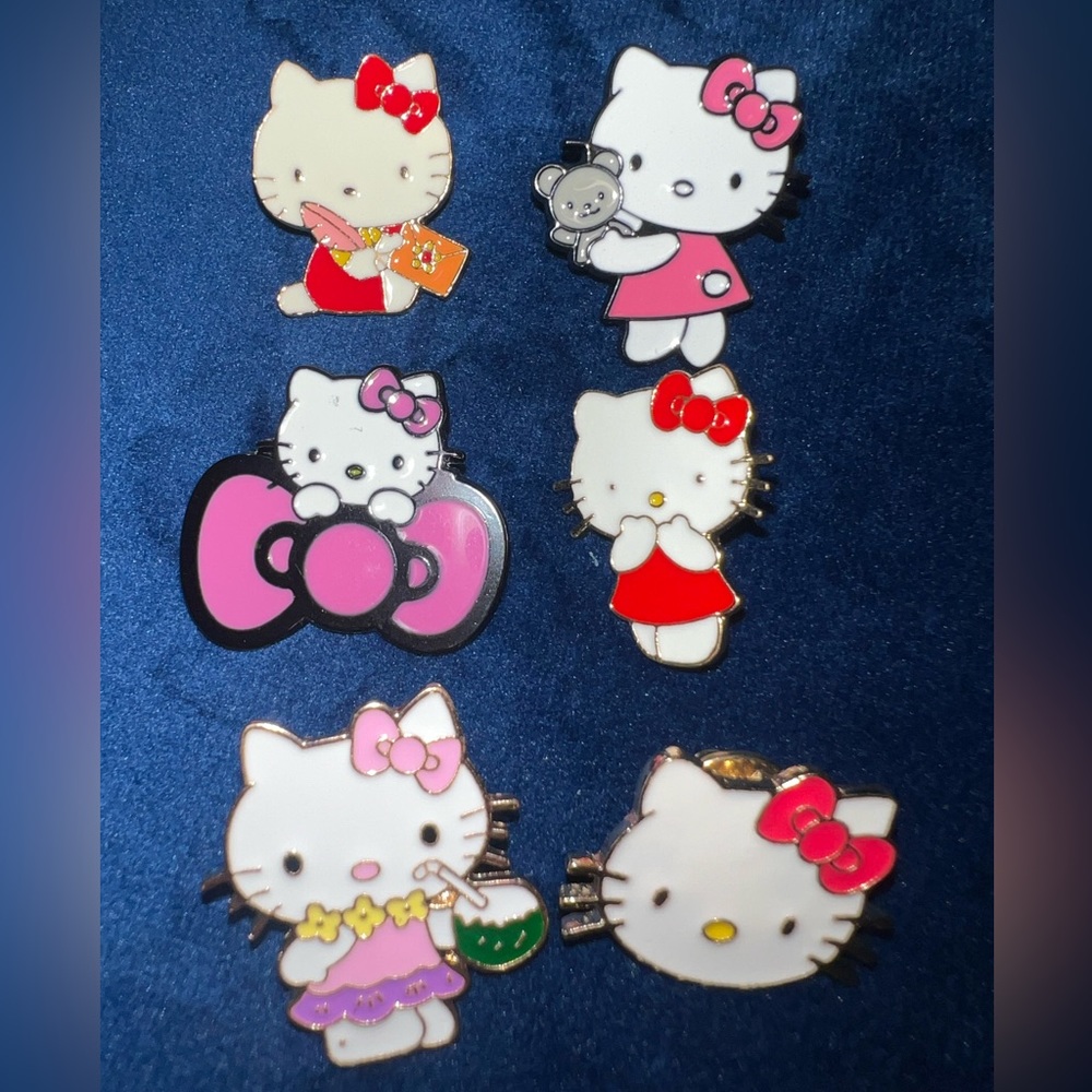 6x Hello Kitty pins